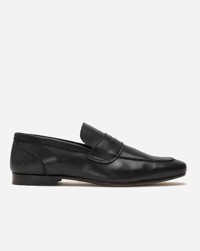 Men's loafers with a tassel front for a classic look Men's loafers with a tassel front for a classic look Penny Loafers Men's loafers with a tassel front for a classic look Men's loafers with a tassel front for a classic look Penny Loafers