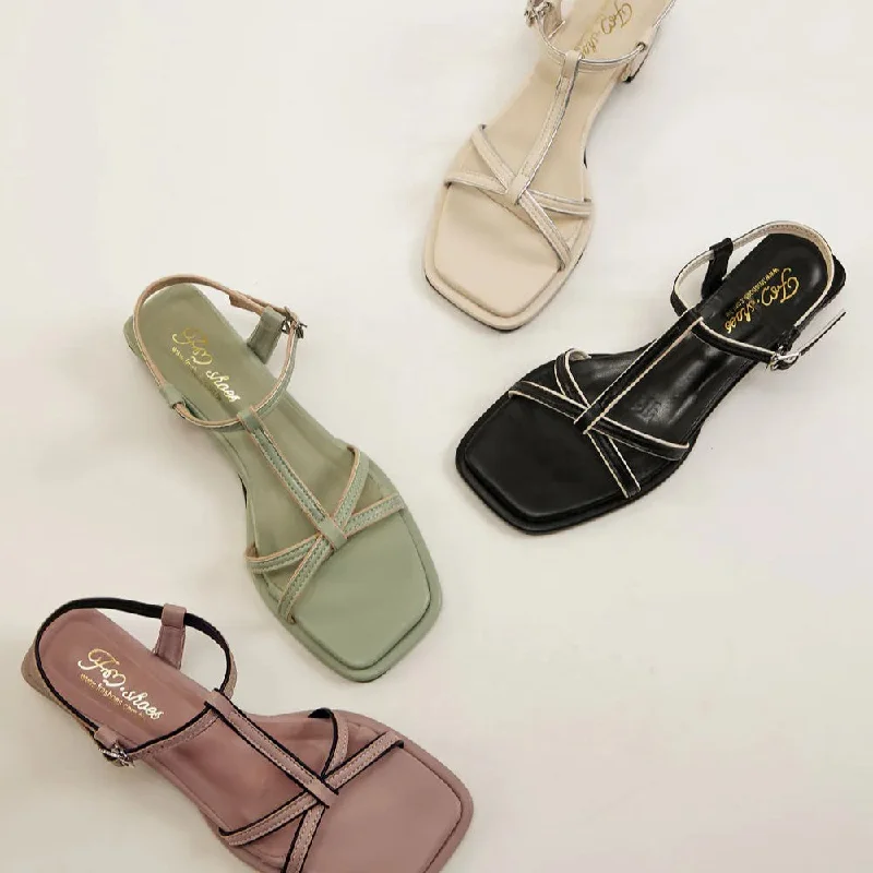 Men's sandals with a toe post designMen's sandals with a toe post designAK1333 小香風撞色交叉朵結低跟涼鞋