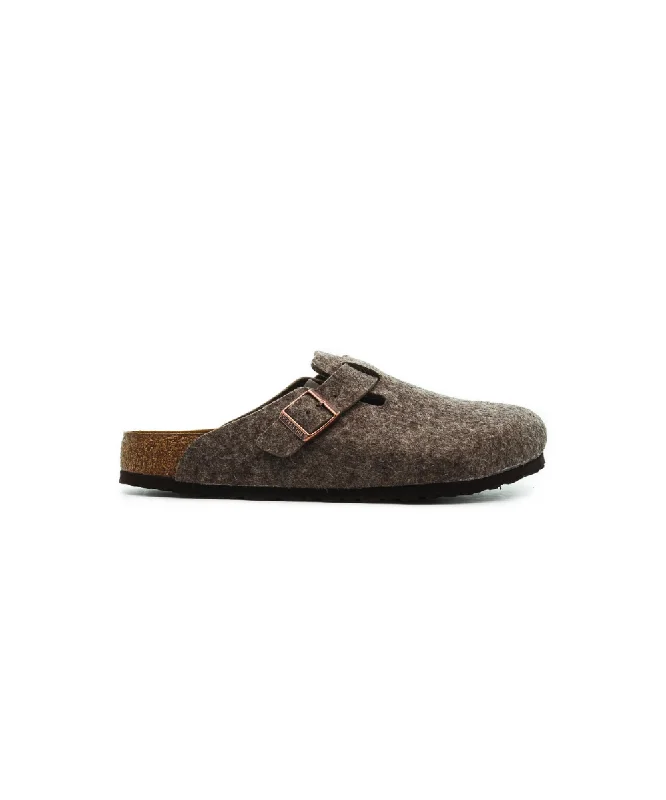 Men's sandals with a rubber sole for tractionMen's sandals with a rubber sole for tractionBIRKENSTOCK BOSTON LOAFERS REGULAR FIT IN CACAO Men's sandals with a rubber sole for tractionMen's sandals with a rubber sole for tractionBIRKENSTOCK BOSTON LOAFERS REGULAR FIT IN CACAO
