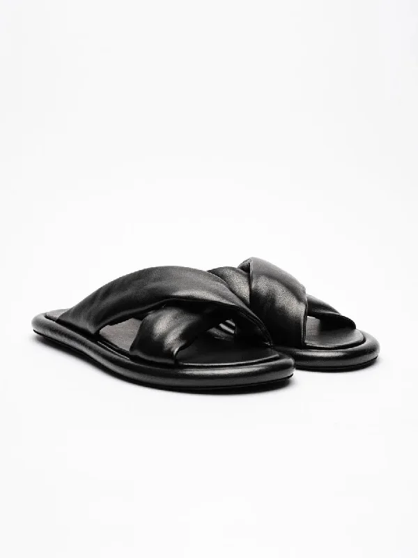 Men's leather sandals with an adjustable strapMen's leather sandals with an adjustable strapESTENS/001 Men's leather sandals with an adjustable strapMen's leather sandals with an adjustable strapESTENS/001
