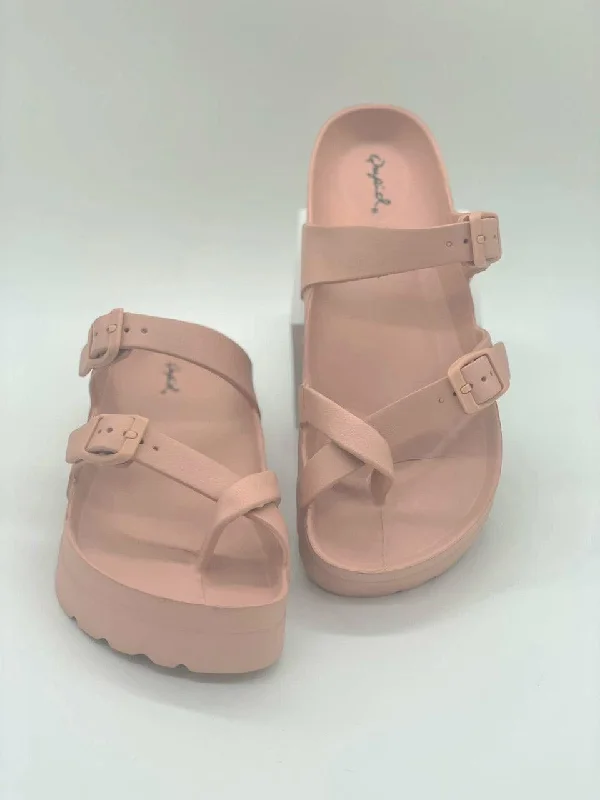 Men's sandals with a buckle closureMen's sandals with a buckle closureGizi-01