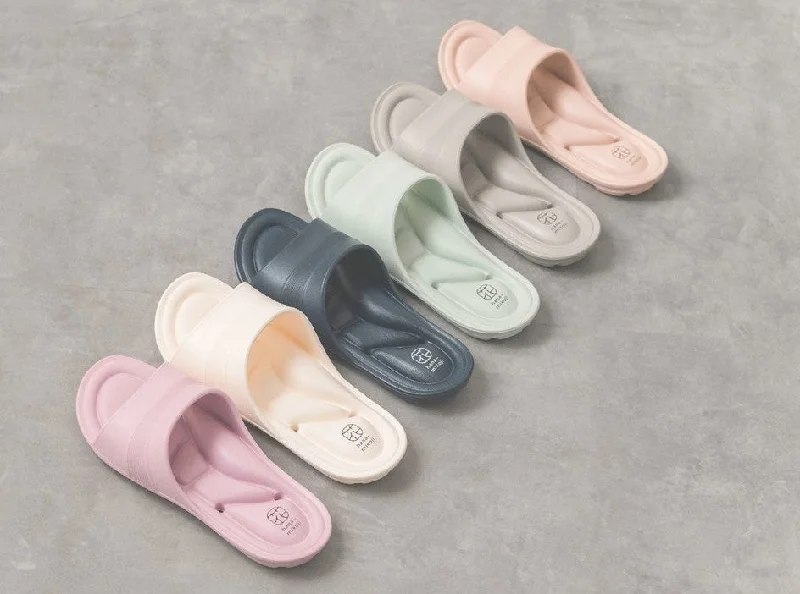 Men's sandals with a toe post designMen's sandals with a toe post designHC1110 雲朵柔軟室內家居鞋【防潑水】 Men's sandals with a toe post designMen's sandals with a toe post designHC1110 雲朵柔軟室內家居鞋【防潑水】