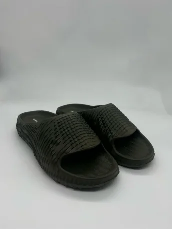 Men's sandals with a flexible sole for easy movementMen's sandals with a flexible sole for easy movementZig Zag Men Olive Slider Men's sandals with a flexible sole for easy movementMen's sandals with a flexible sole for easy movementZig Zag Men Olive Slider