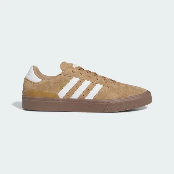 Men's minimalist sneakers with a simple designAdidas Busenitz Vulc II Cardboard - Chalk White - Gold Metallic Men's minimalist sneakers with a simple designAdidas Busenitz Vulc II Cardboard - Chalk White - Gold Metallic