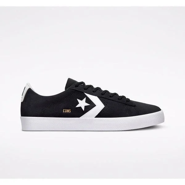 Men's navy blue suede sneakers with gold - toned eyeletsConverse CONS PL Vulc Pro Suede Black - White Men's navy blue suede sneakers with gold - toned eyeletsConverse CONS PL Vulc Pro Suede Black - White