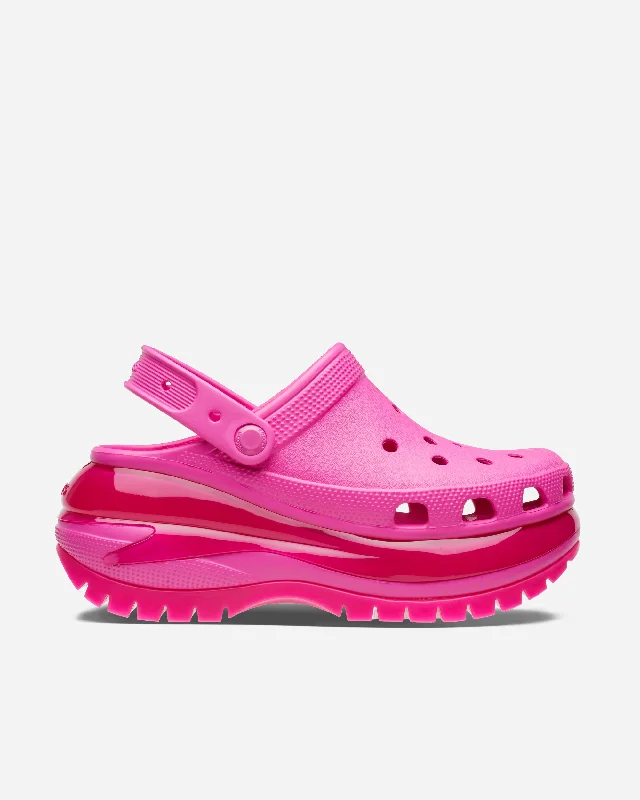 Men's classic - style sneakers with a modern twistMega Crush Clog