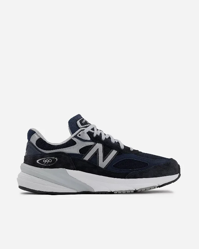 Men's casual sneakers with a woven upper for a unique texture990NV6