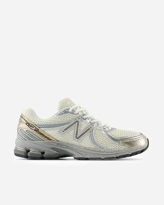 Men's chunky - sole sneakers for a trendy lookNew Balance x Ceres Pack ML860 v2