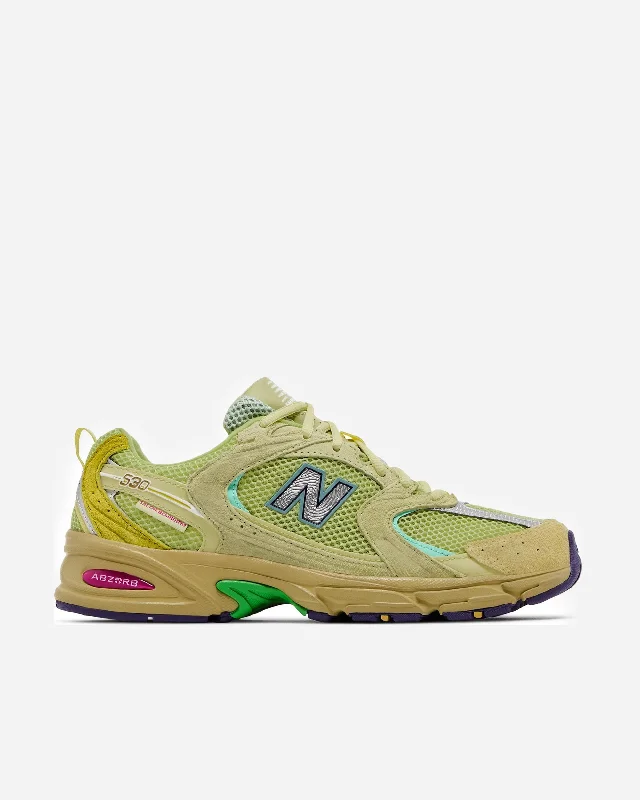 Men's slip - on sneakers with elastic side panelsNew Balance x Salehe Bembury 530