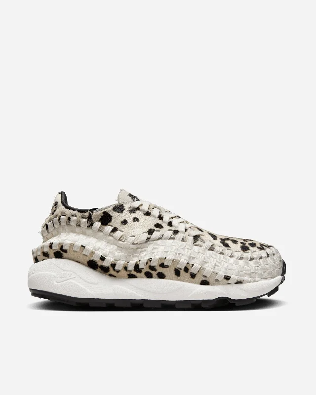 Men's chunky - sole sneakers for a trendy lookAir Footscape Woven
