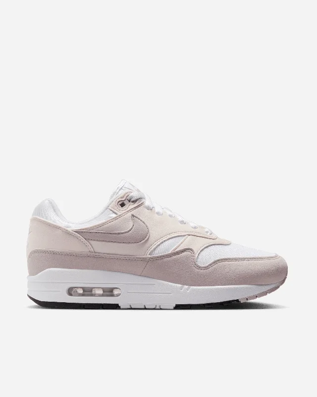 Men's camo - print sneakers for an edgy styleAir Max 1 'Platinum Violet'