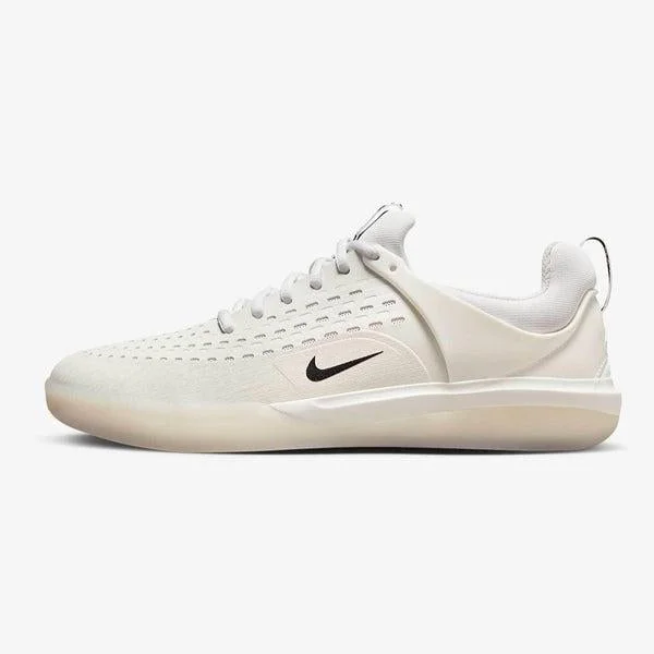 Men's waterproof hiking sneakers with a Gore - Tex liningNike SB Zoom Nyjah 3 White - Summit White - Black - Hyper Pink Men's waterproof hiking sneakers with a Gore - Tex liningNike SB Zoom Nyjah 3 White - Summit White - Black - Hyper Pink