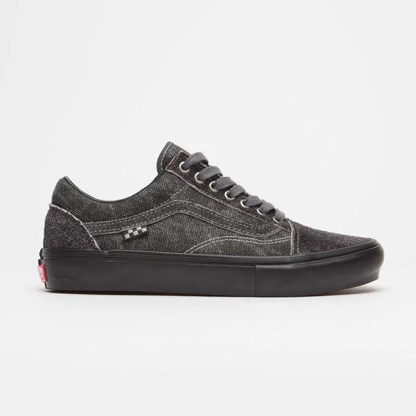 Men's casual sneakers with a woven upper for a unique textureVans x Quasi Skate Old Skool Asphalt Men's casual sneakers with a woven upper for a unique textureVans x Quasi Skate Old Skool Asphalt
