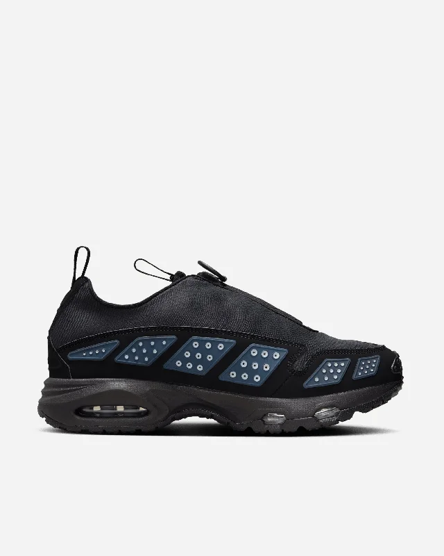 Men's narrow - width sneakers for a snug fitAir Max SNDR