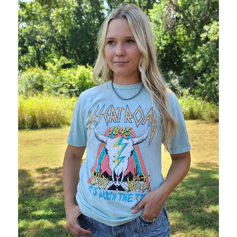 Men's western boots with a decorative inlay on the toe and heelMint Mineral Wash Desert Road Tee Men's western boots with a decorative inlay on the toe and heelMint Mineral Wash Desert Road Tee