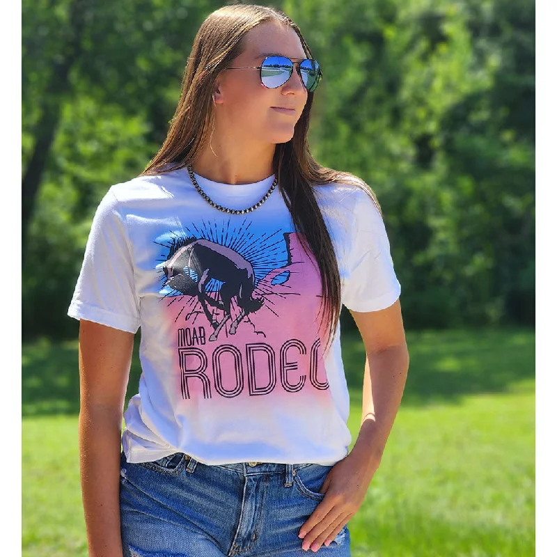 Men's western boots with a leather - wrapped heel and a smooth finishMoab Rodeo Tee