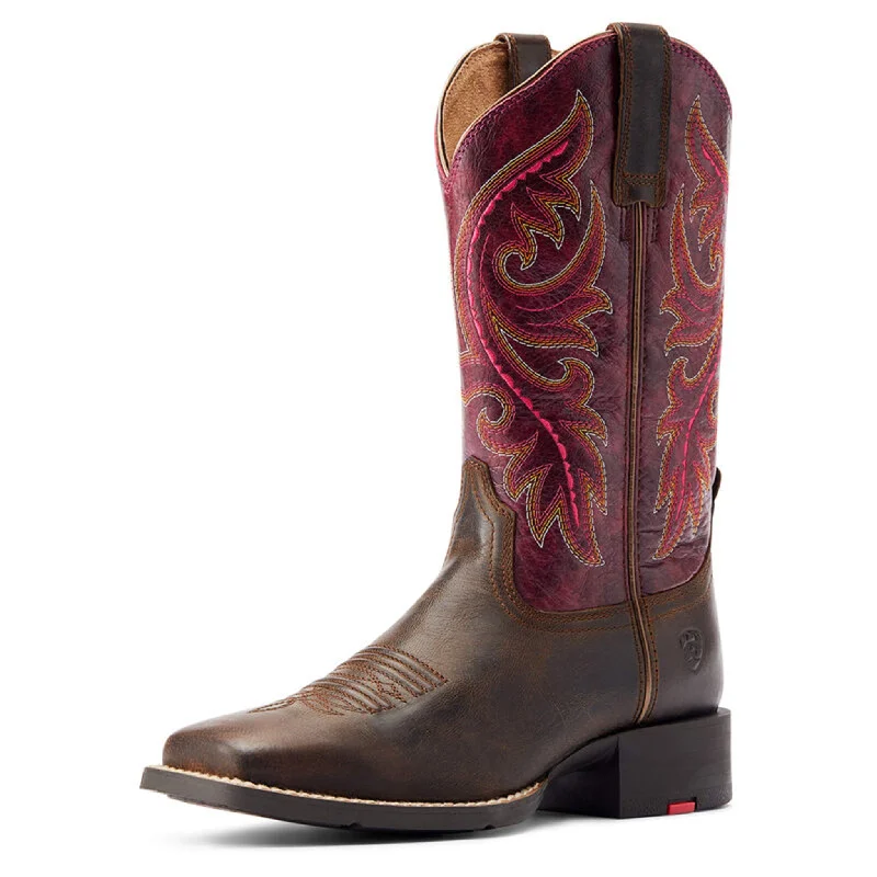 Men's western boots with a silver - toned hardware and accentsAriat Women's Round Up for Wide Calves Men's western boots with a silver - toned hardware and accentsAriat Women's Round Up for Wide Calves