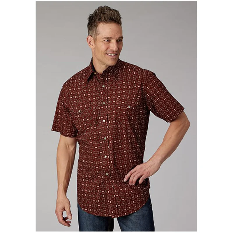 Men's western boots with a scalloped edge and a pull - on strapRoper Men's Red Geo Print Short Sleeve Men's western boots with a scalloped edge and a pull - on strapRoper Men's Red Geo Print Short Sleeve