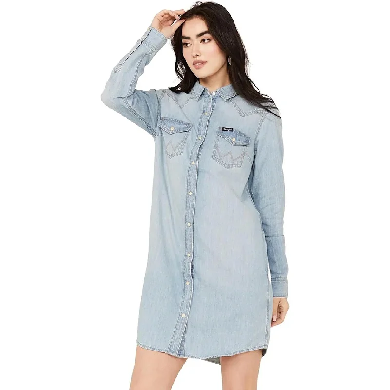 Men's western boots with a suede shaft and a leather soleWrangler Women's Retro Blue Denim Dress Men's western boots with a suede shaft and a leather soleWrangler Women's Retro Blue Denim Dress