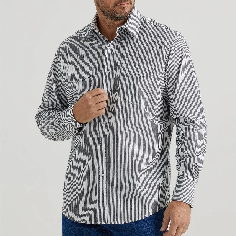 Men's western boots with a leather sole and a heel guardWrangler Men's White/Charcoal Stripe Long Sleeve Men's western boots with a leather sole and a heel guardWrangler Men's White/Charcoal Stripe Long Sleeve