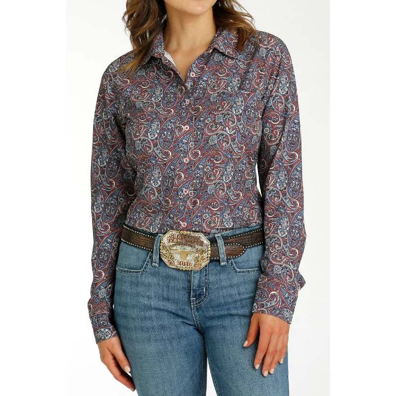 Men's western boots with a leather lining and a padded insoleCinch Women's Paisley Burgundy Long Sleeve Men's western boots with a leather lining and a padded insoleCinch Women's Paisley Burgundy Long Sleeve